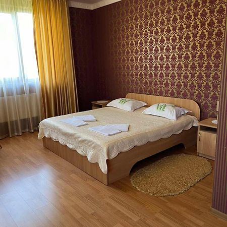 Mini-Hotel "Nord" Chynadiyovo Ngoại thất bức ảnh