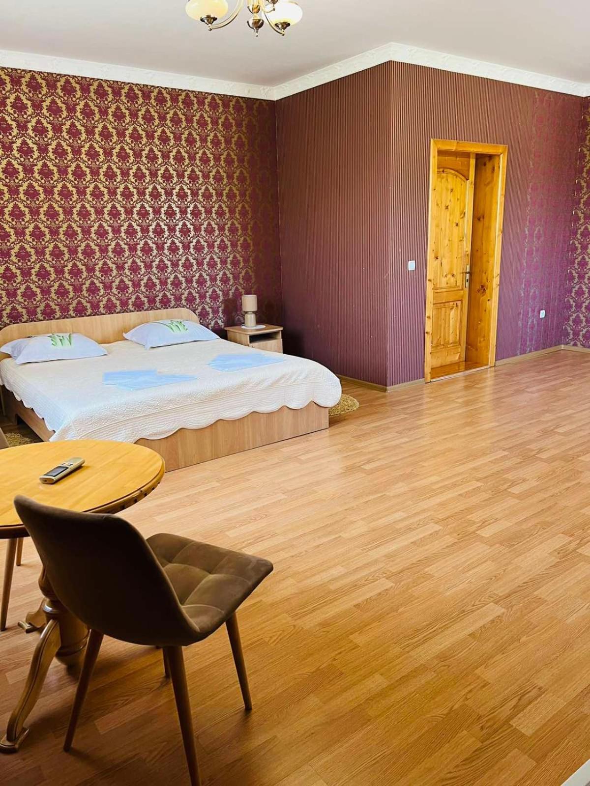 Mini-Hotel "Nord" Chynadiyovo Ngoại thất bức ảnh